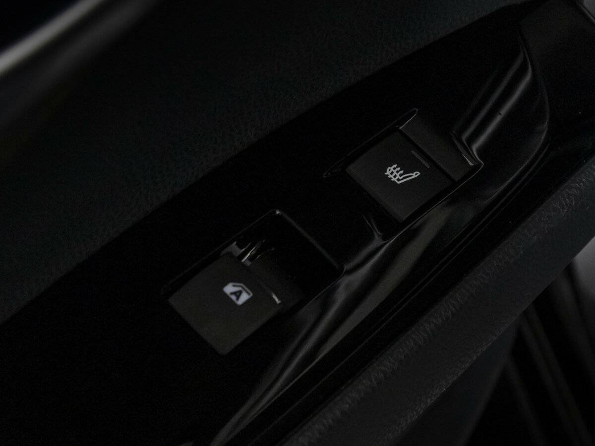 Toyota Camry с пробегом — 2020 год. Фото: #15