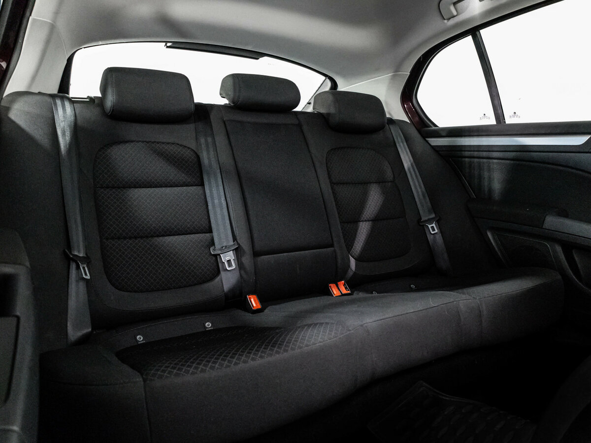 Skoda Superb с пробегом — 2014 год. Фото: #13