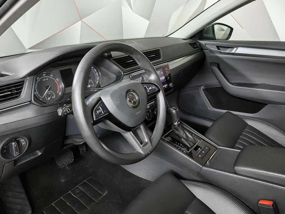 Skoda Superb с пробегом — 2017 год. Фото: #14