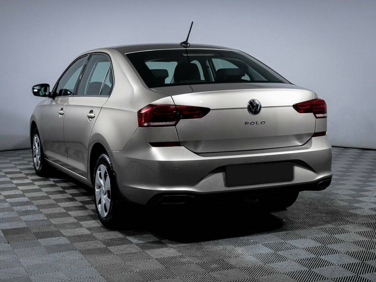 Volkswagen Polo с пробегом — 2021 год. Фото: #5