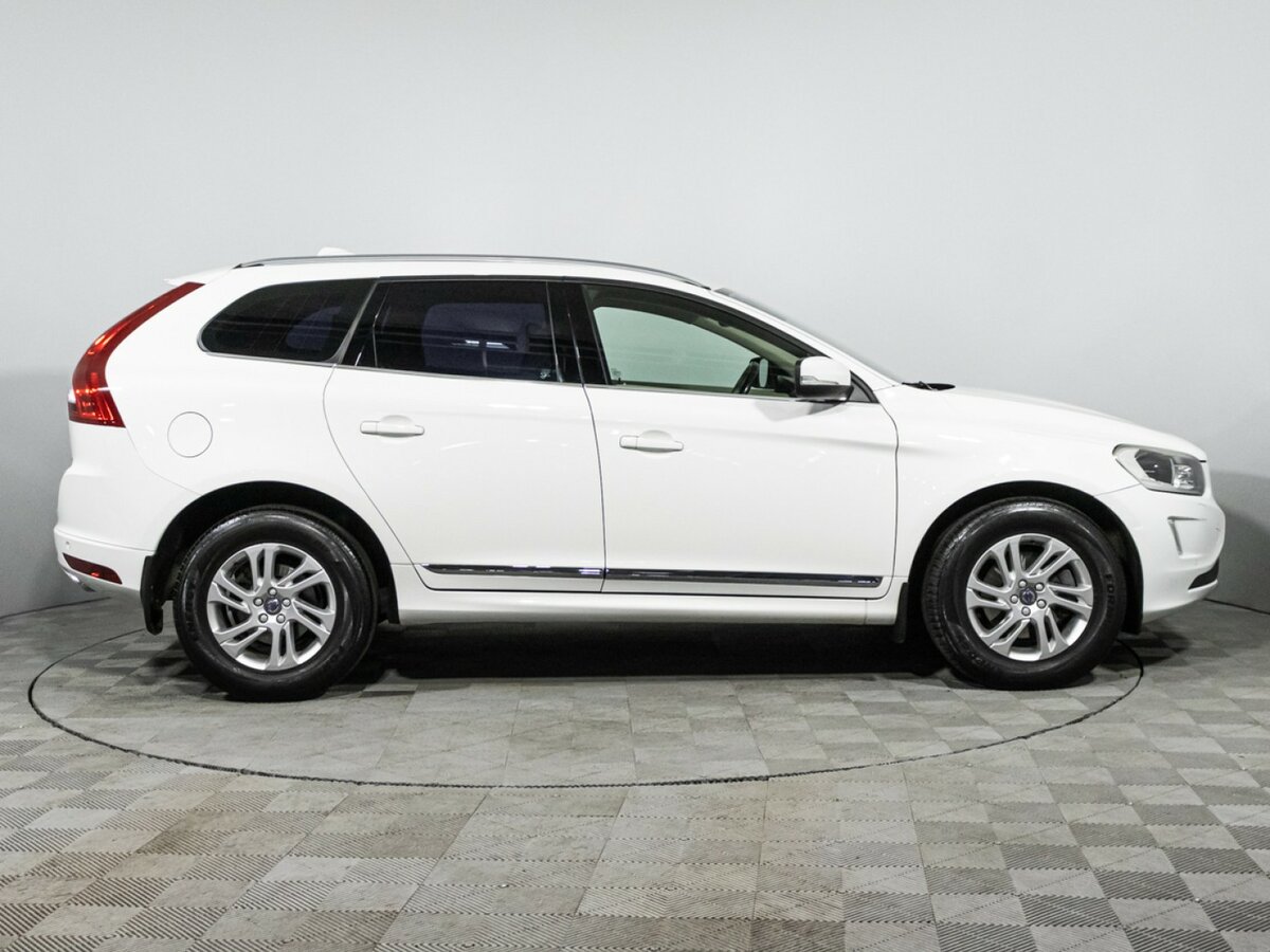 Volvo XC60 с пробегом — 2016 год. Фото: #3