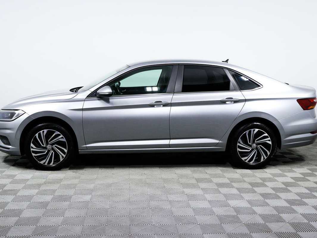 Volkswagen Jetta с пробегом — 2020 год. Фото: #7