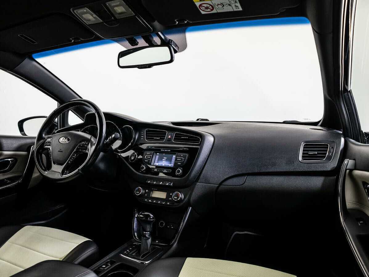 Kia Ceed с пробегом — 2014 год. Фото: #6