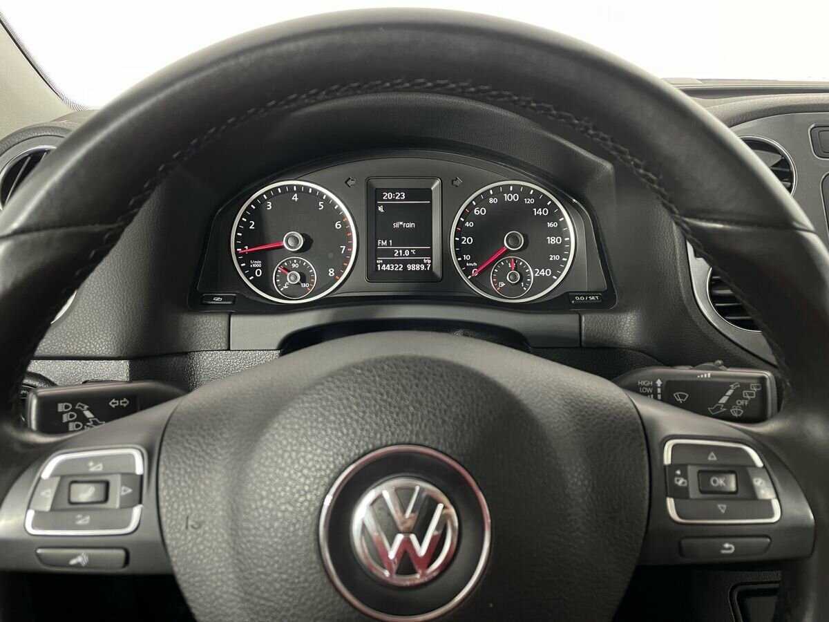 Volkswagen Tiguan с пробегом — 2012 год. Фото: #10