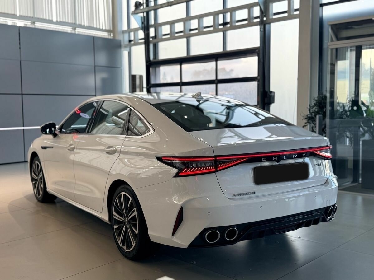 Chery Arrizo 8 с пробегом — 2023 год. Фото: #4