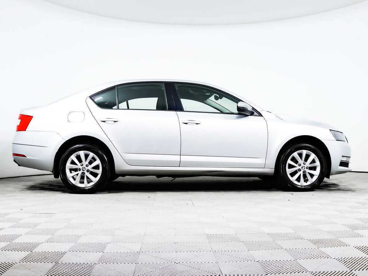 Skoda Octavia с пробегом — 2018 год. Фото: #3