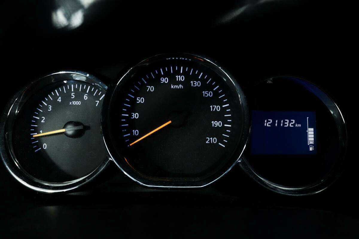 Renault Logan с пробегом — 2016 год. Фото: #9