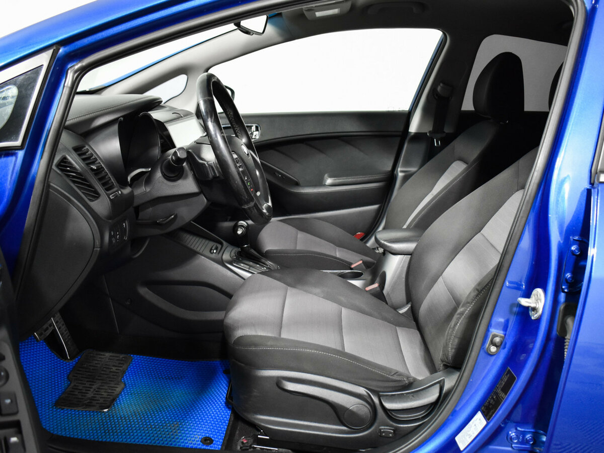 Kia Cerato с пробегом — 2014 год. Фото: #9