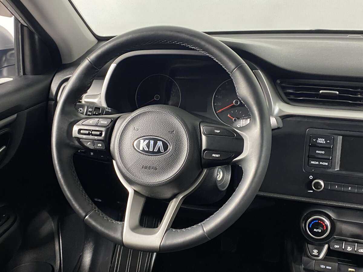 Kia Rio с пробегом — 2021 год. Фото: #9