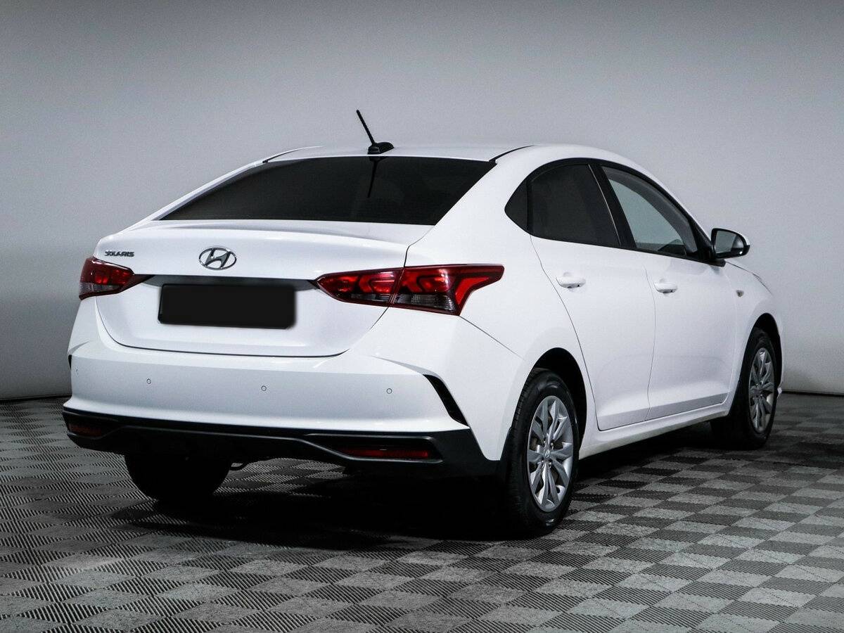 Hyundai Solaris с пробегом — 2021 год. Фото: #4