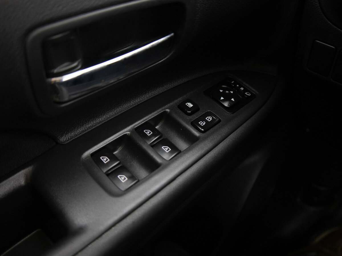 Mitsubishi Outlander с пробегом — 2019 год. Фото: #11