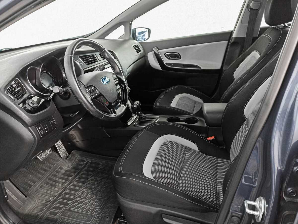 Kia Ceed с пробегом — 2014 год. Фото: #13