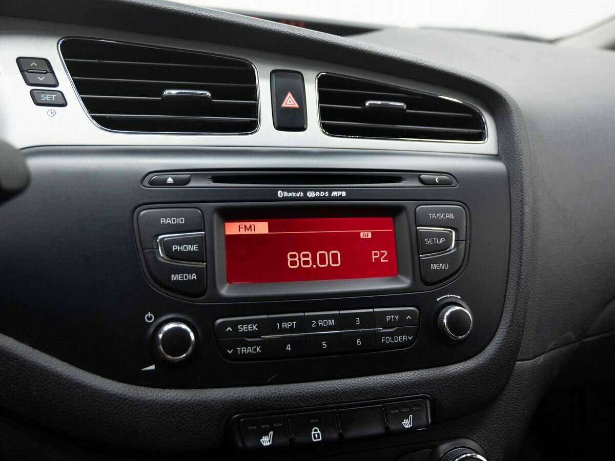 Kia Ceed с пробегом — 2012 год. Фото: #15