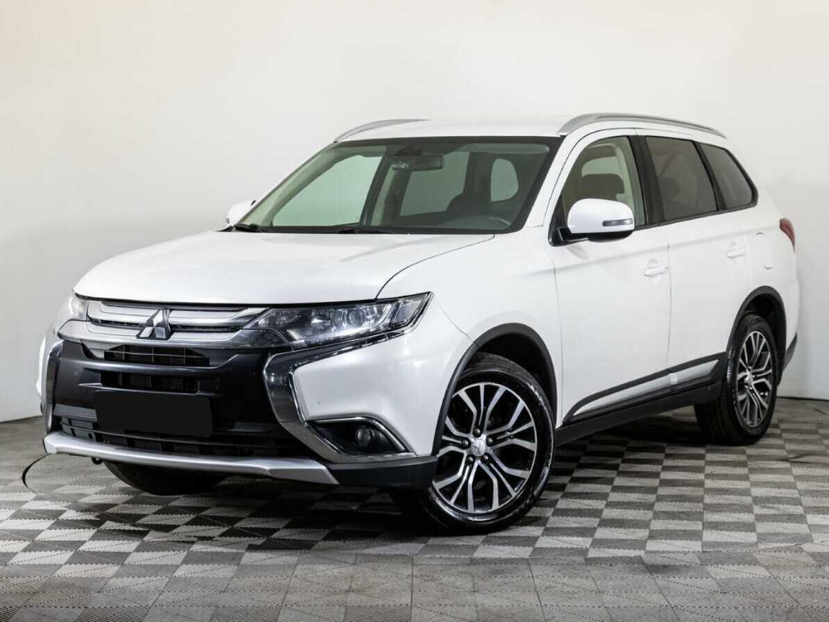 Mitsubishi Outlander с пробегом — 2017 год. Фото: #0