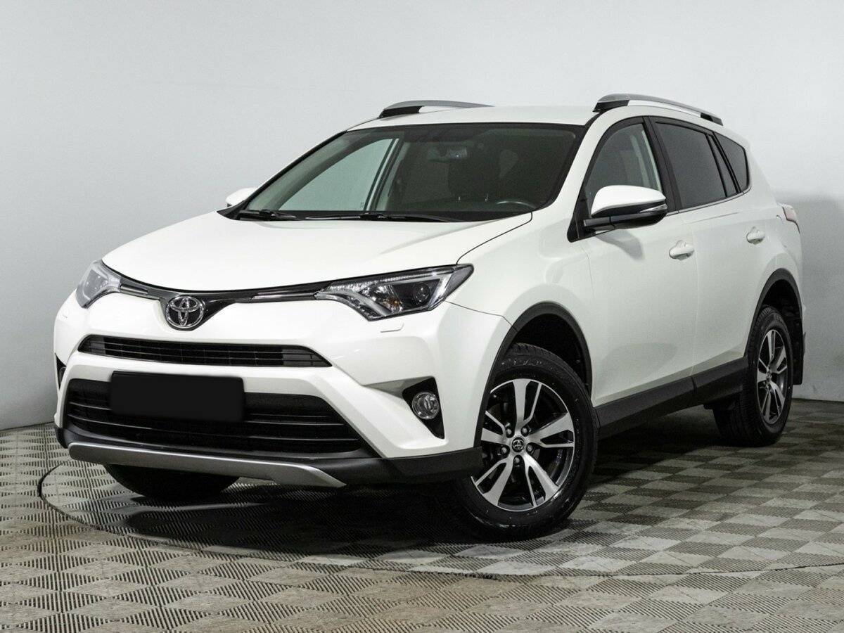 Toyota RAV4 с пробегом — 2017 год. Фото: #0