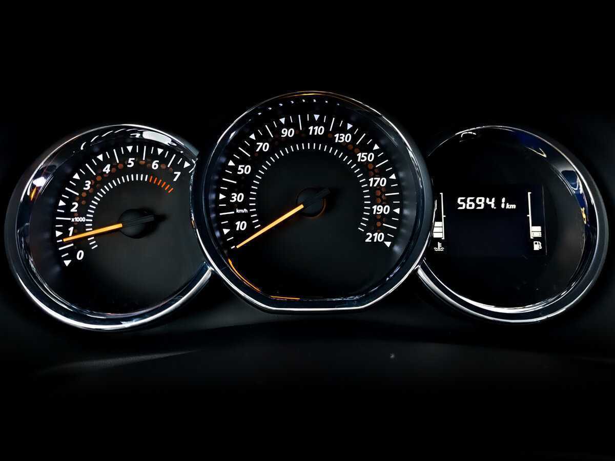 Renault Sandero с пробегом — 2021 год. Фото: #12