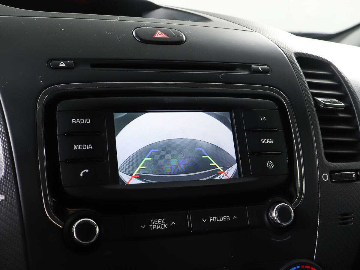 Kia Cerato с пробегом — 2017 год. Фото: #17