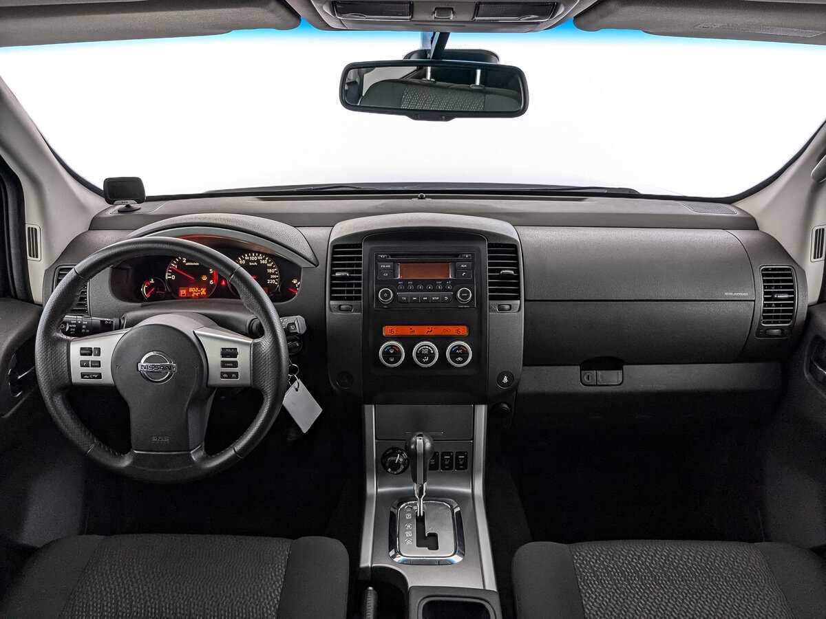 Nissan Pathfinder с пробегом — 2012 год. Фото: #9
