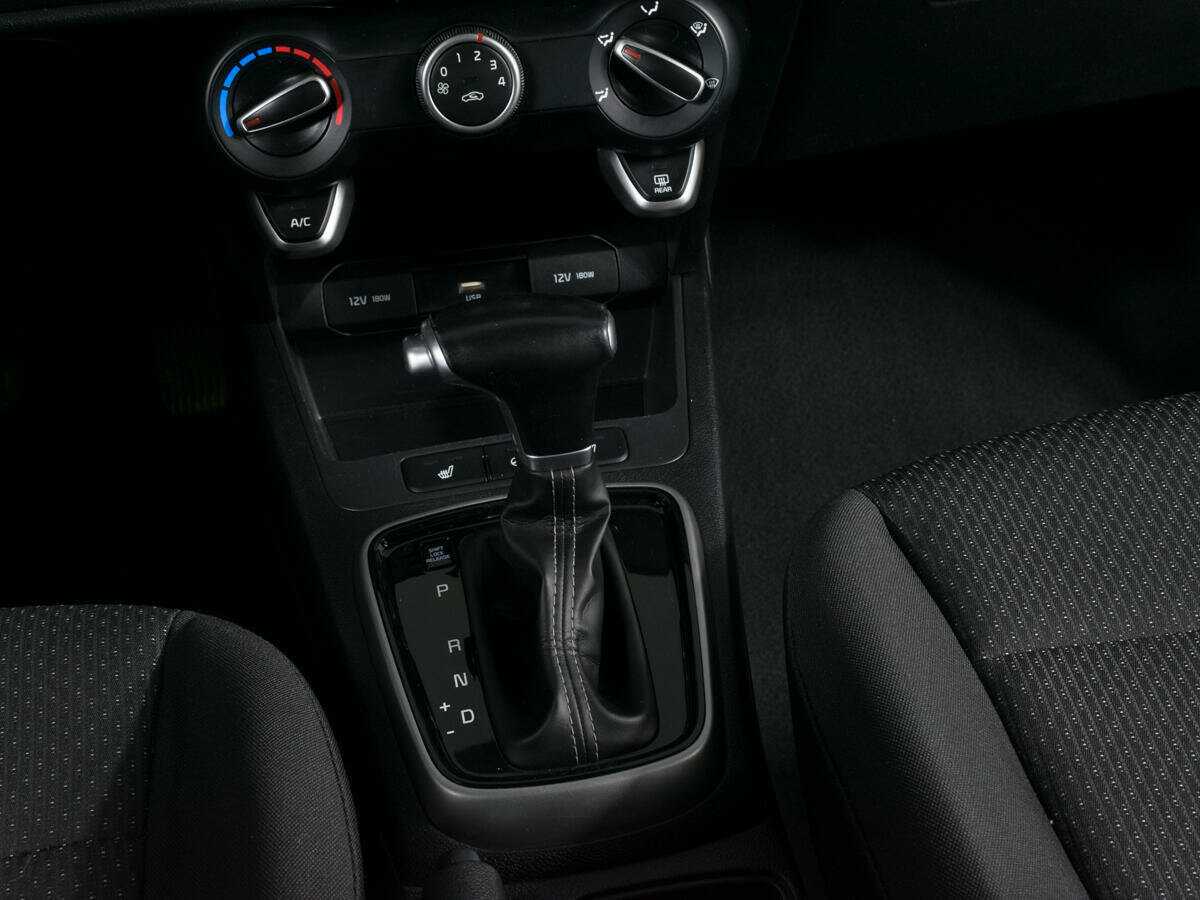 Kia Rio с пробегом — 2022 год. Фото: #11