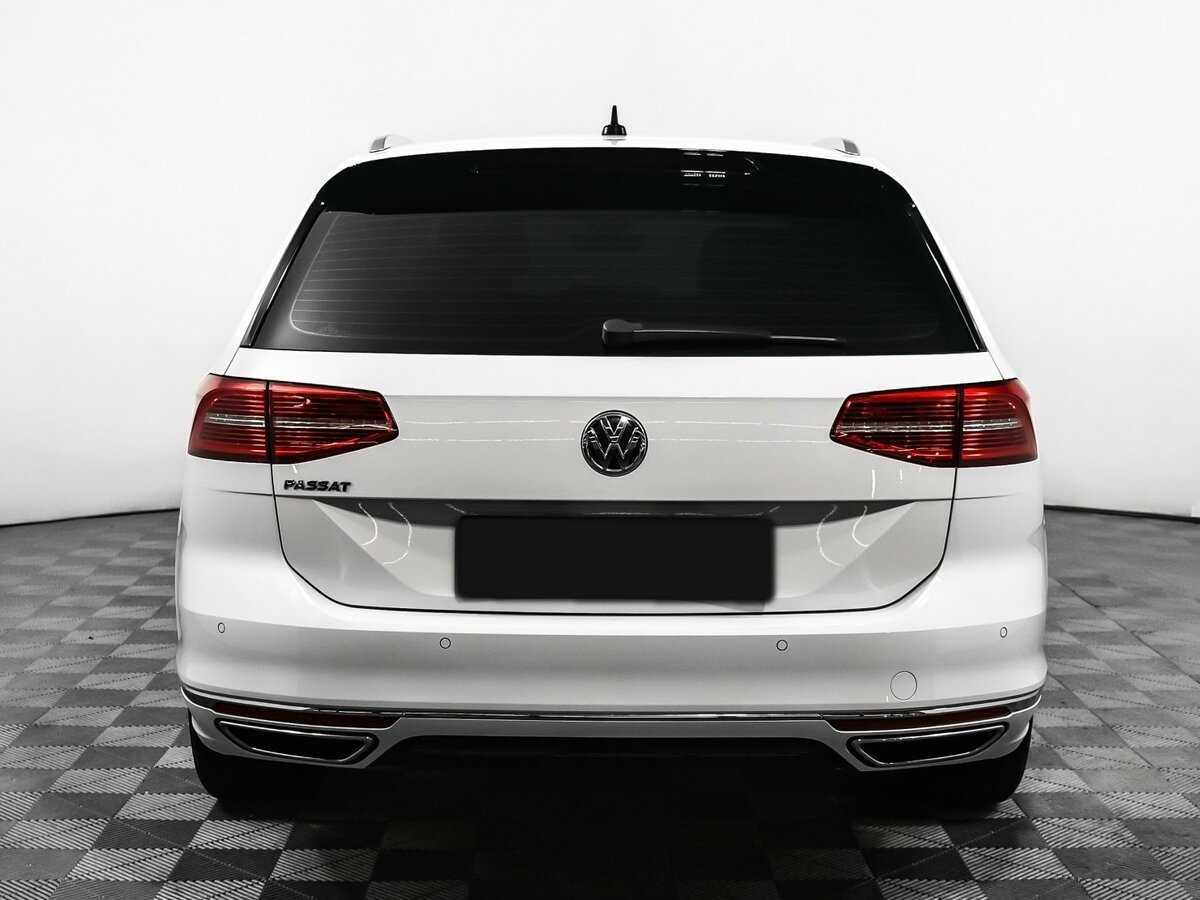 Volkswagen Passat с пробегом — 2019 год. Фото: #5
