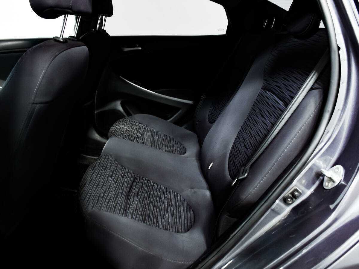 Hyundai Solaris с пробегом — 2016 год. Фото: #11