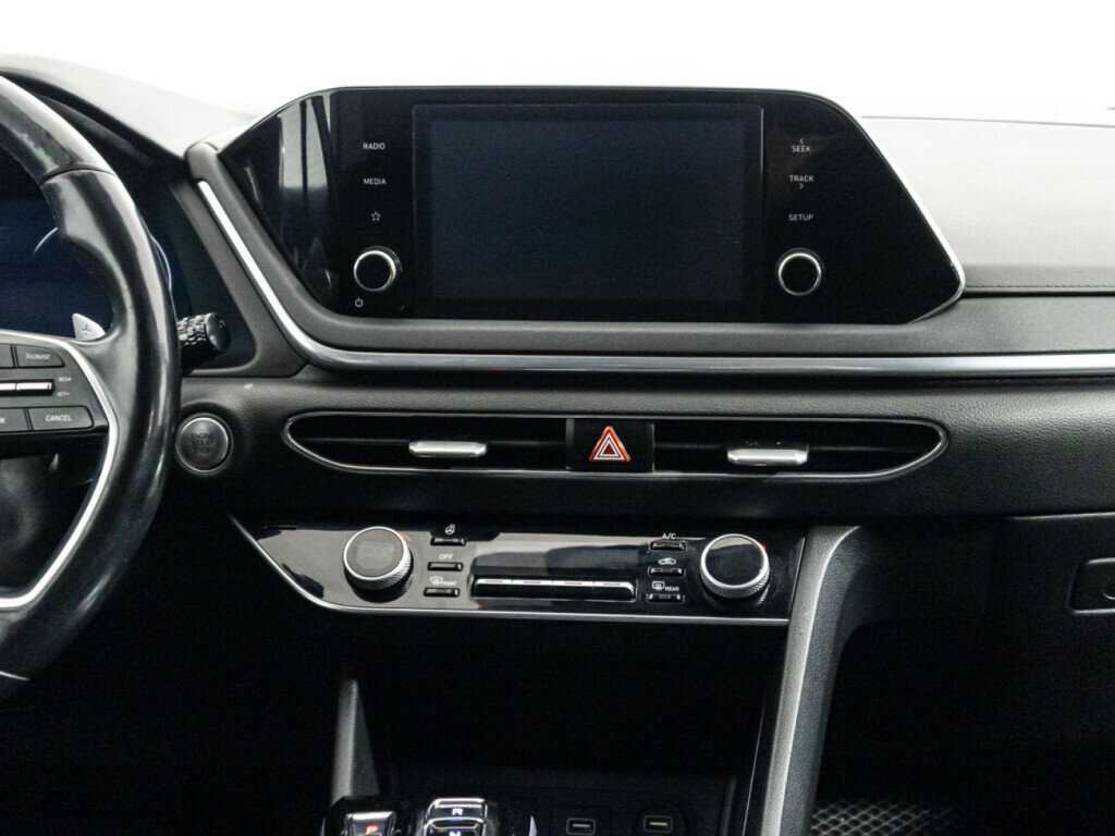 Hyundai Sonata с пробегом — 2019 год. Фото: #13