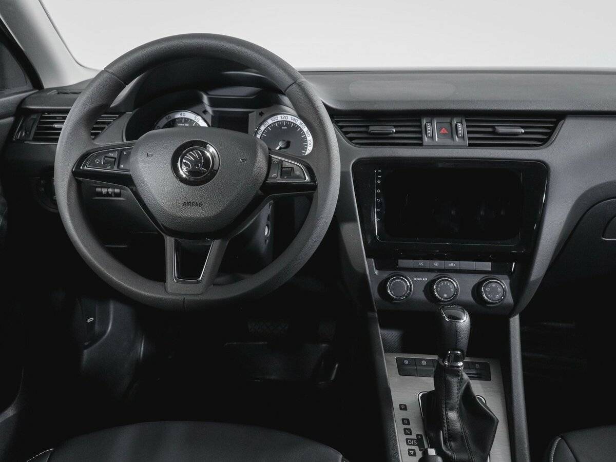 Skoda Octavia с пробегом — 2023 год. Фото: #8