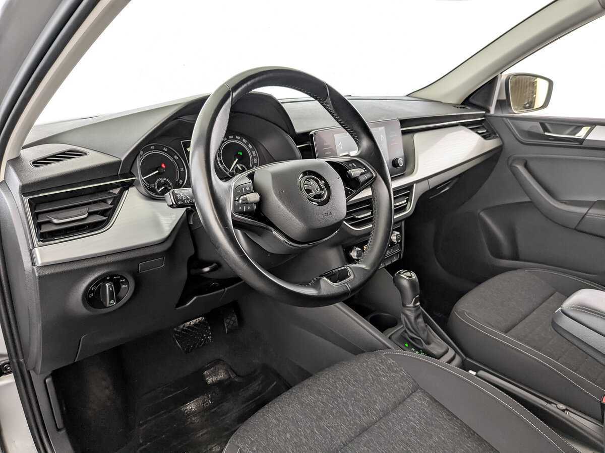 Skoda Rapid с пробегом — 2021 год. Фото: #15