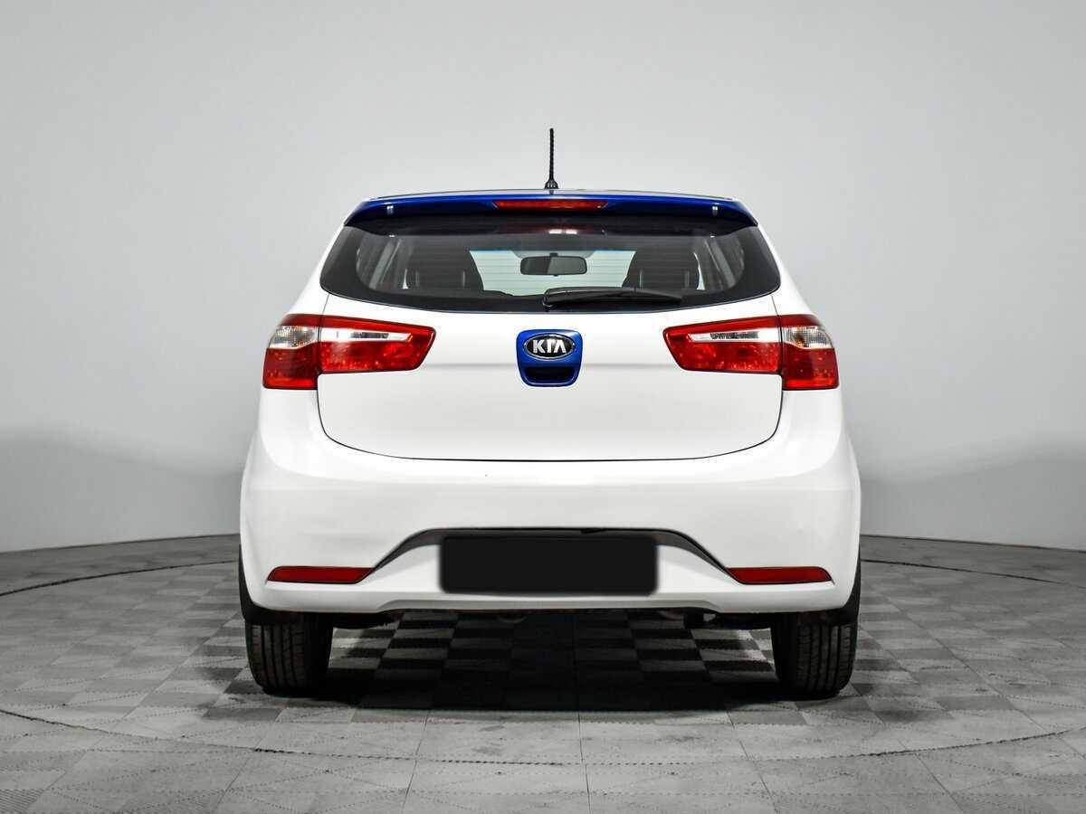 Kia Rio с пробегом — 2013 год. Фото: #5