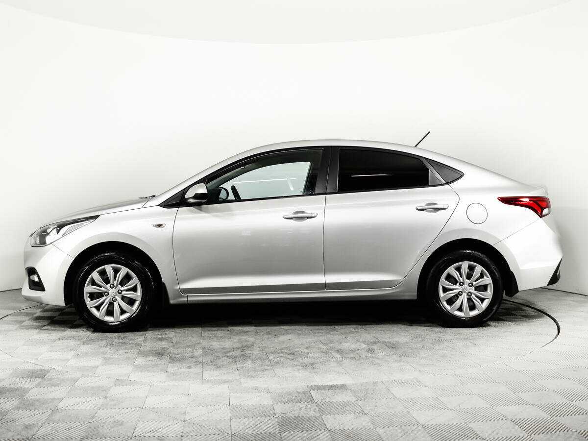 Hyundai Solaris с пробегом — 2017 год. Фото: #7