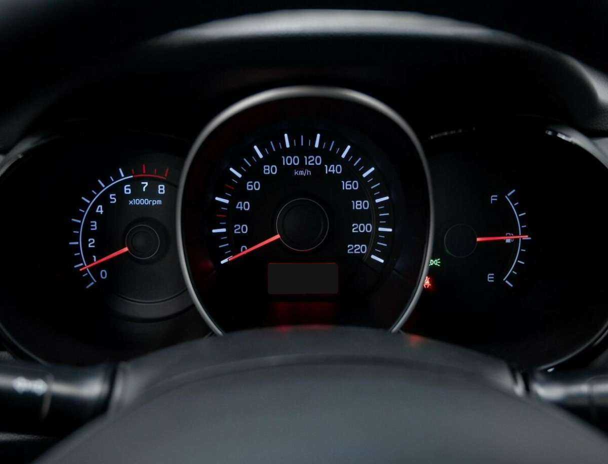 Kia Rio с пробегом — 2015 год. Фото: #25