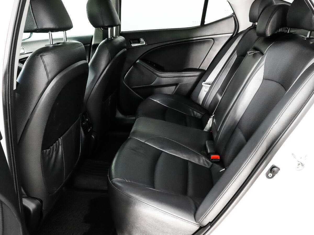 Kia Optima с пробегом — 2015 год. Фото: #9
