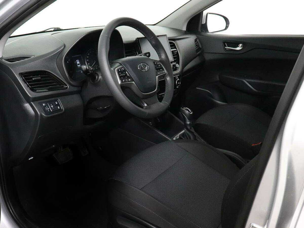Hyundai Solaris с пробегом — 2021 год. Фото: #7