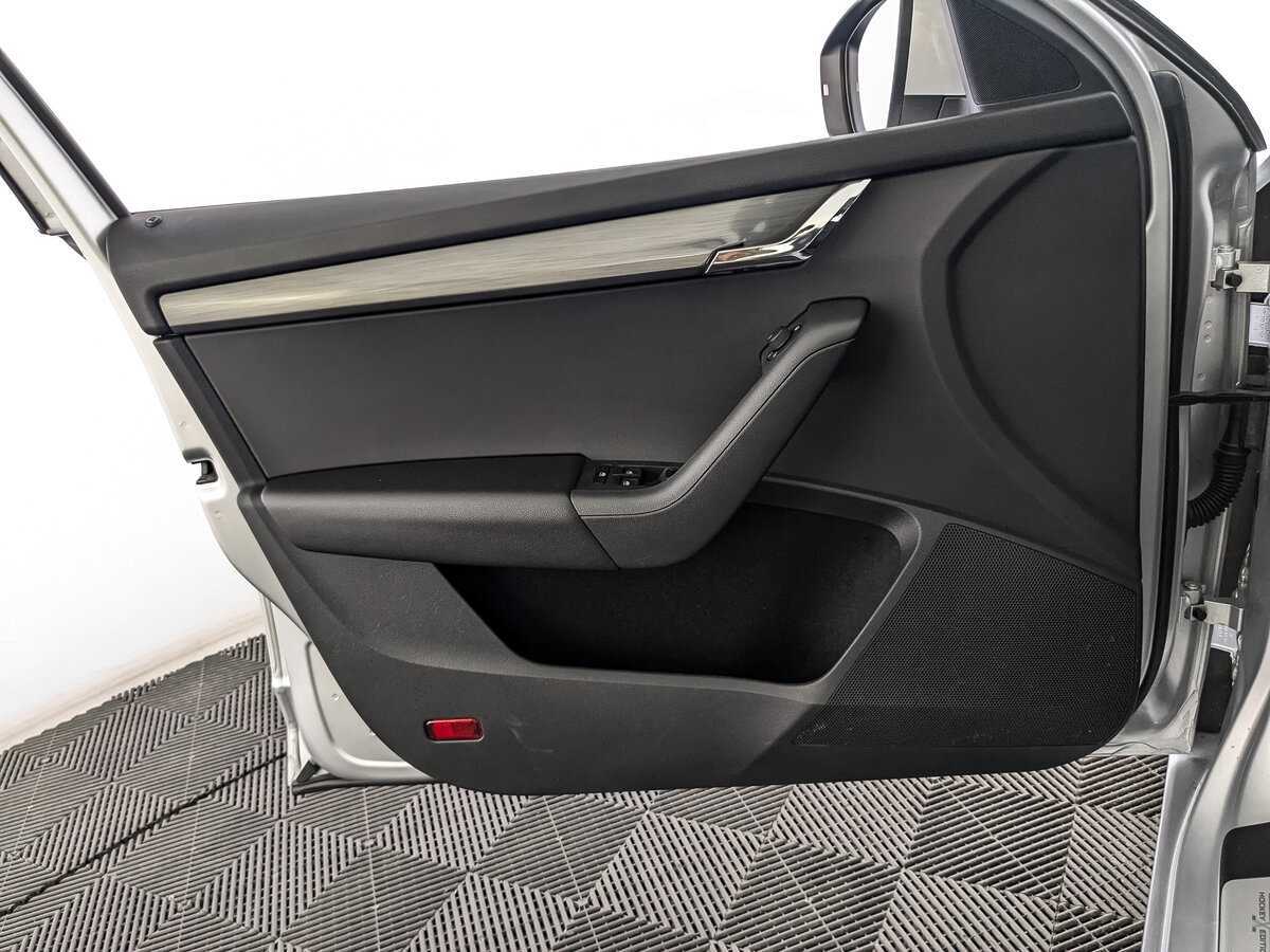 Skoda Octavia с пробегом — 2020 год. Фото: #14