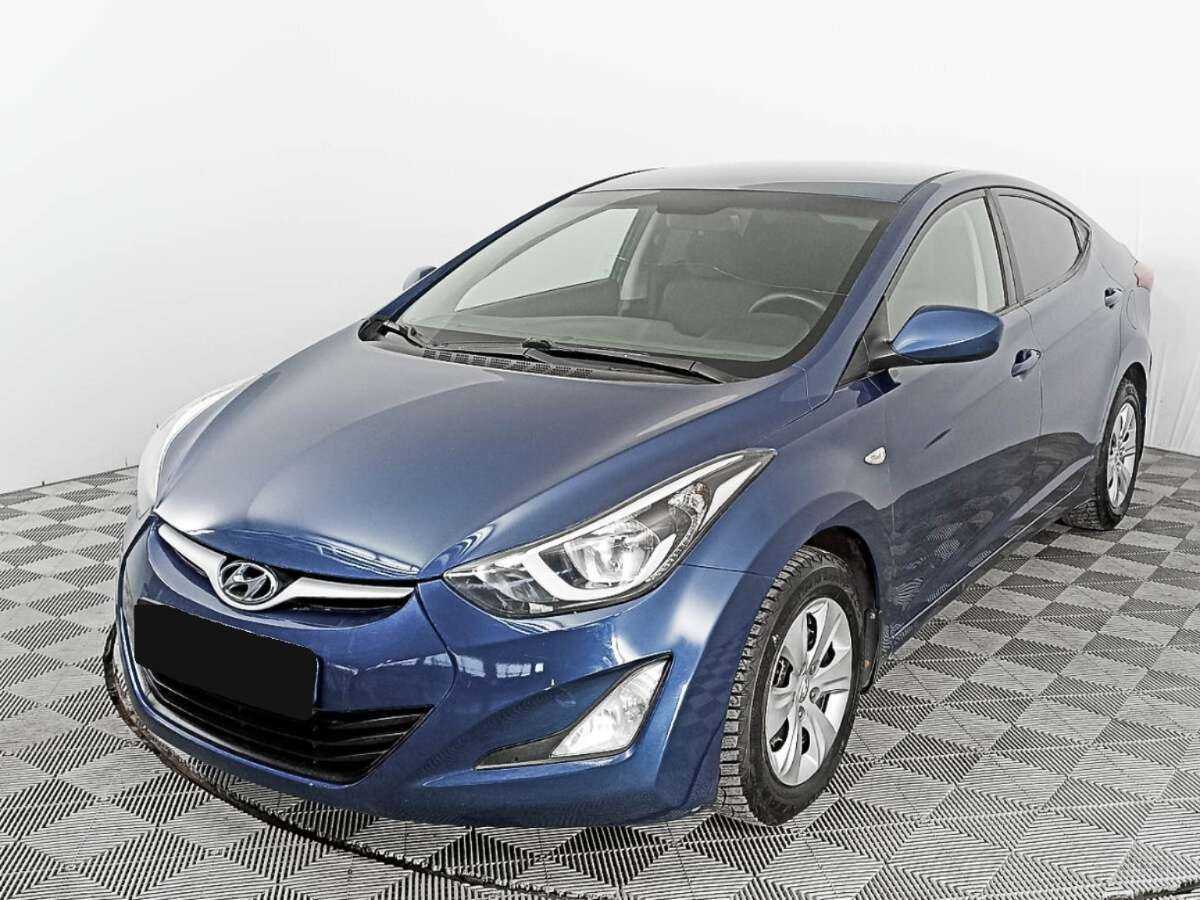 Hyundai Elantra с пробегом — 2015 год. Посмотреть фото