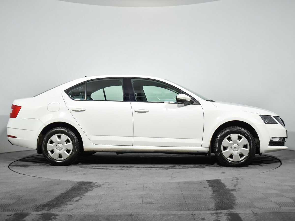 Skoda Octavia с пробегом — 2019 год. Фото: #3