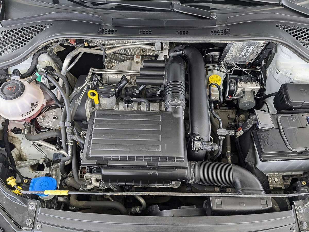 Skoda Rapid с пробегом — 2020 год. Фото: #8