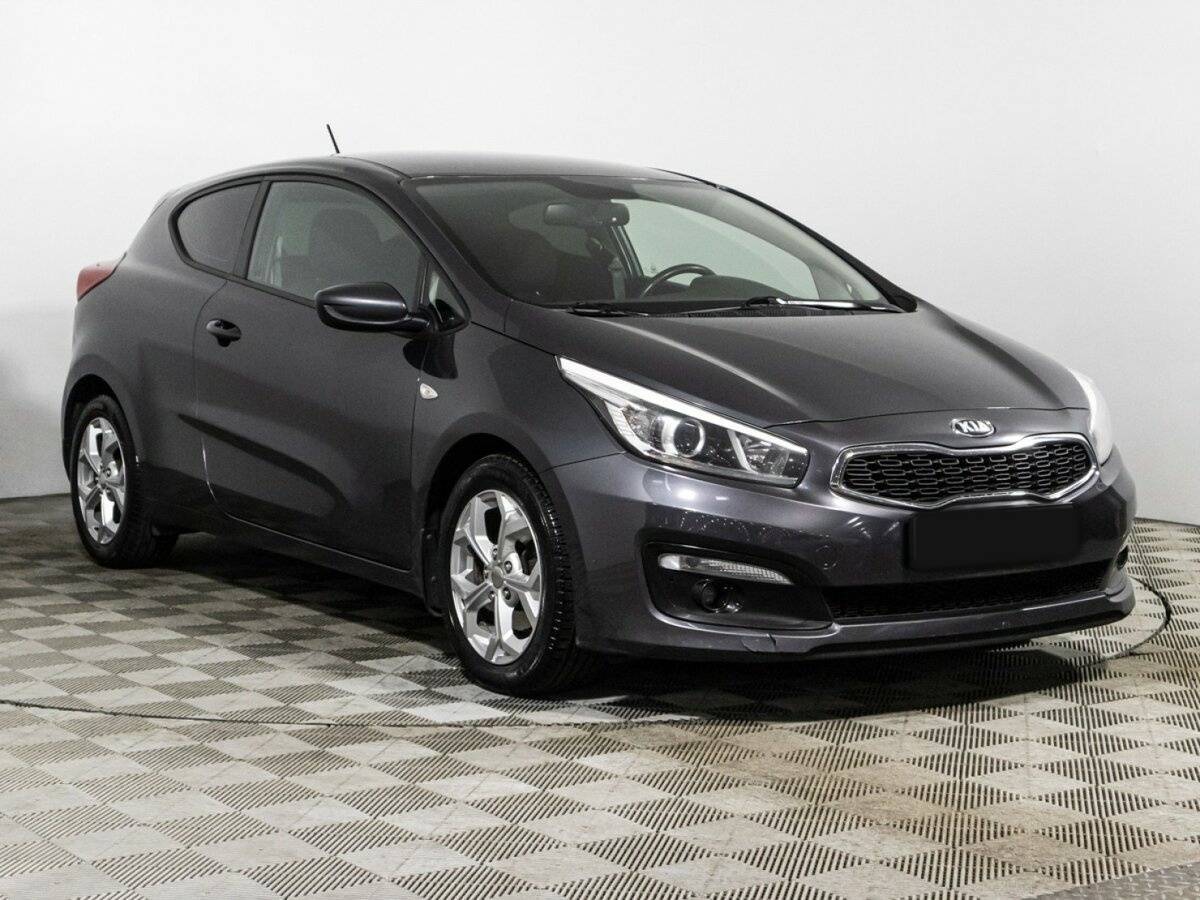 Kia Ceed с пробегом — 2015 год. Фото: #2
