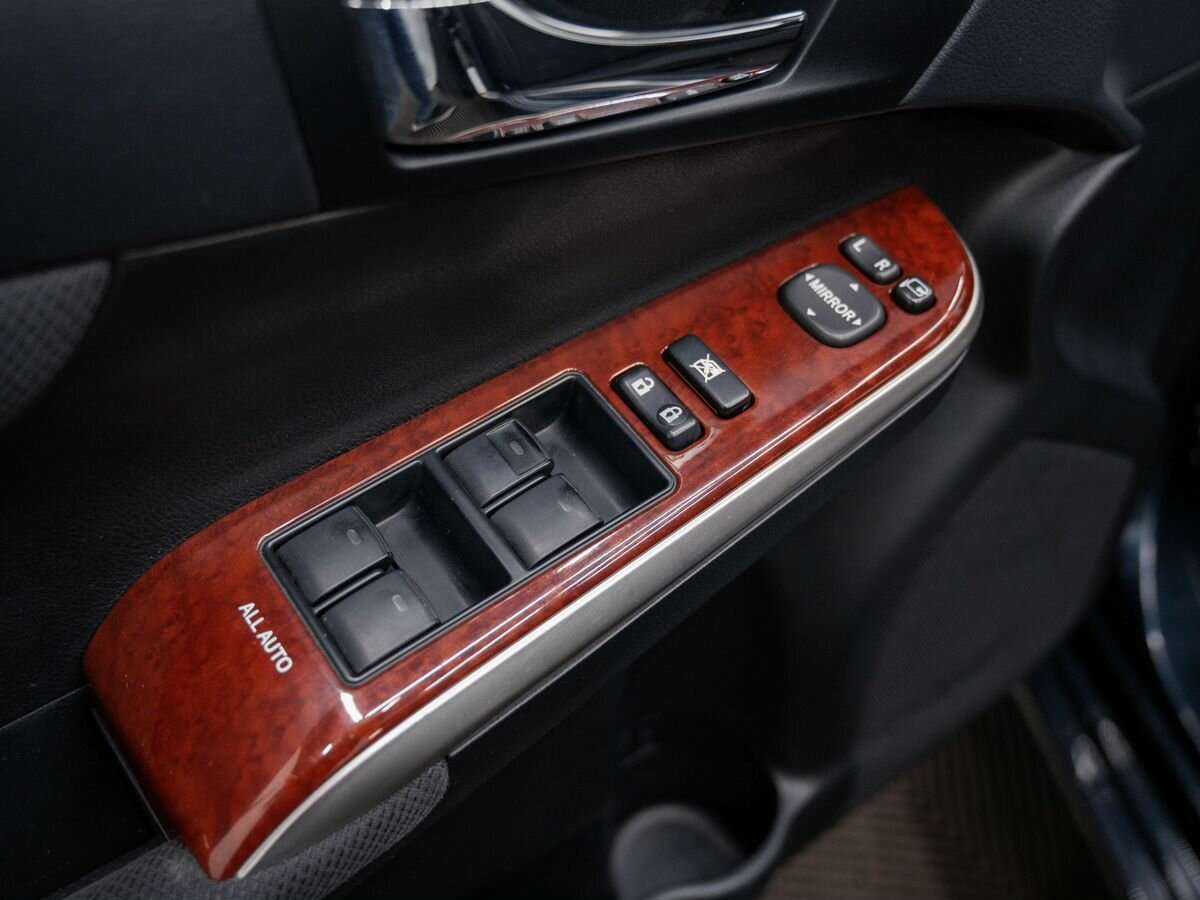 Toyota Camry с пробегом — 2014 год. Фото: #18