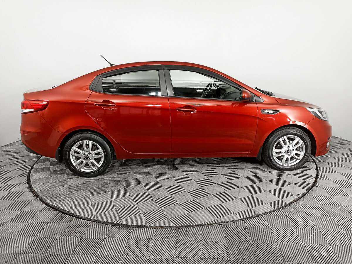 Kia Rio с пробегом — 2016 год. Фото: #3