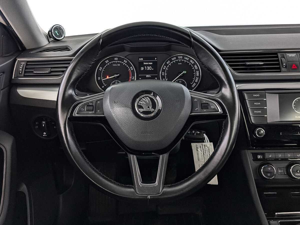 Skoda Superb с пробегом — 2017 год. Фото: #16