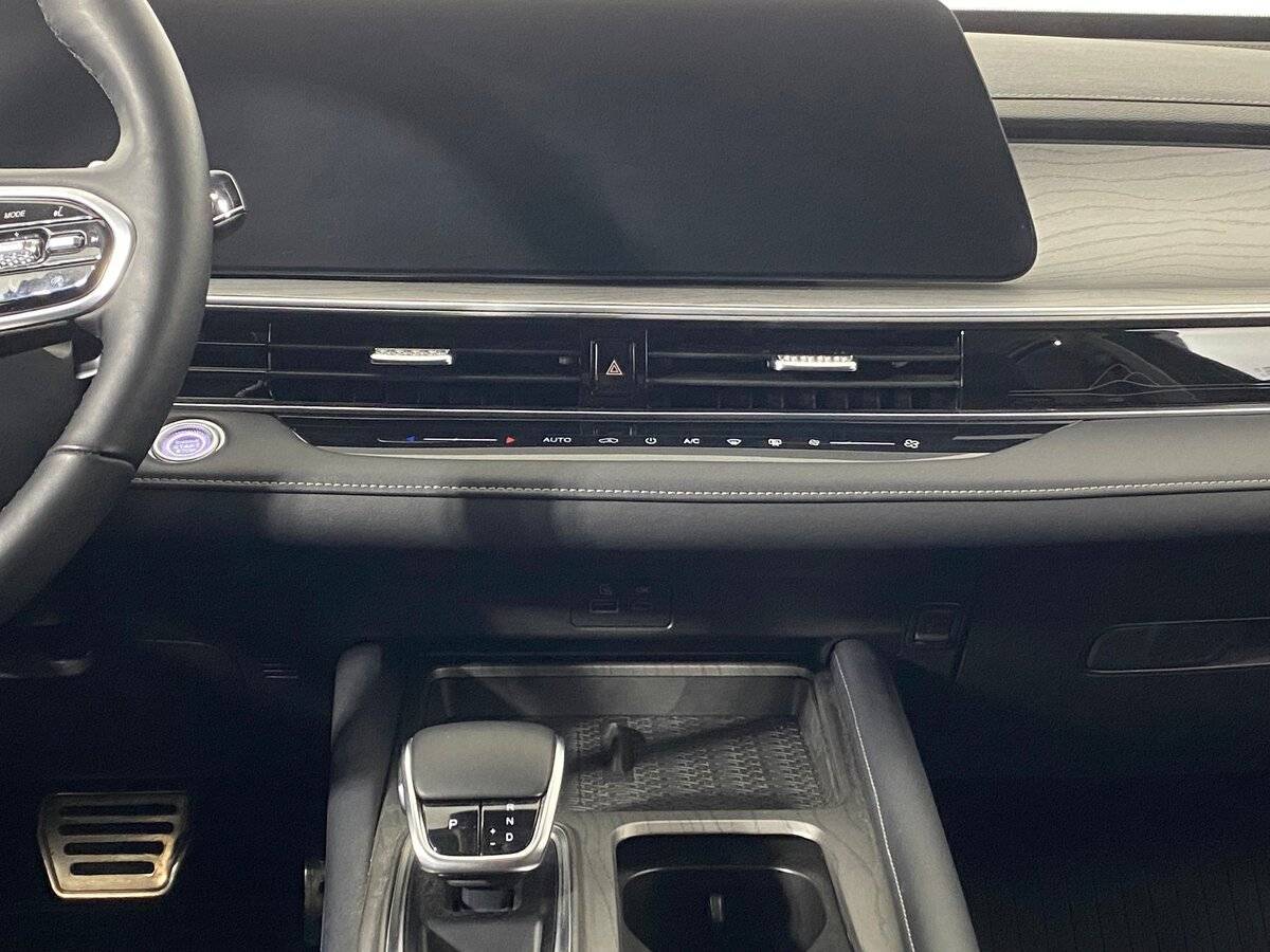 Chery Arrizo 8 с пробегом — 2023 год. Фото: #14