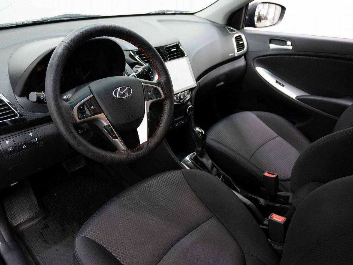 Hyundai Solaris с пробегом — 2016 год. Фото: #6