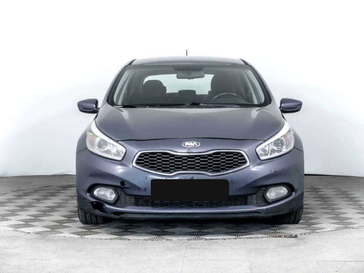 Kia Ceed с пробегом — 2013 год. Фото: #1