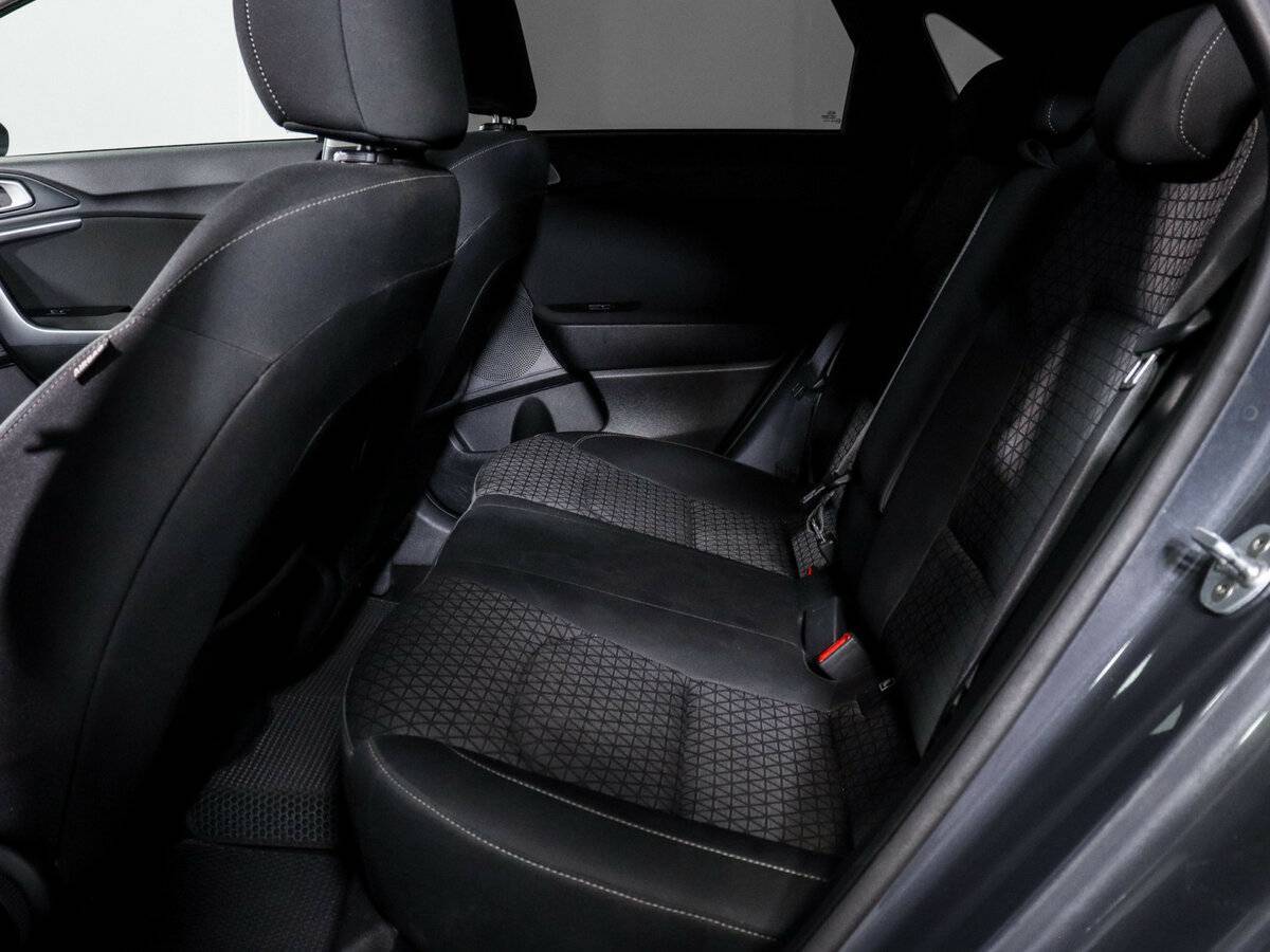 Kia Ceed с пробегом — 2019 год. Фото: #9