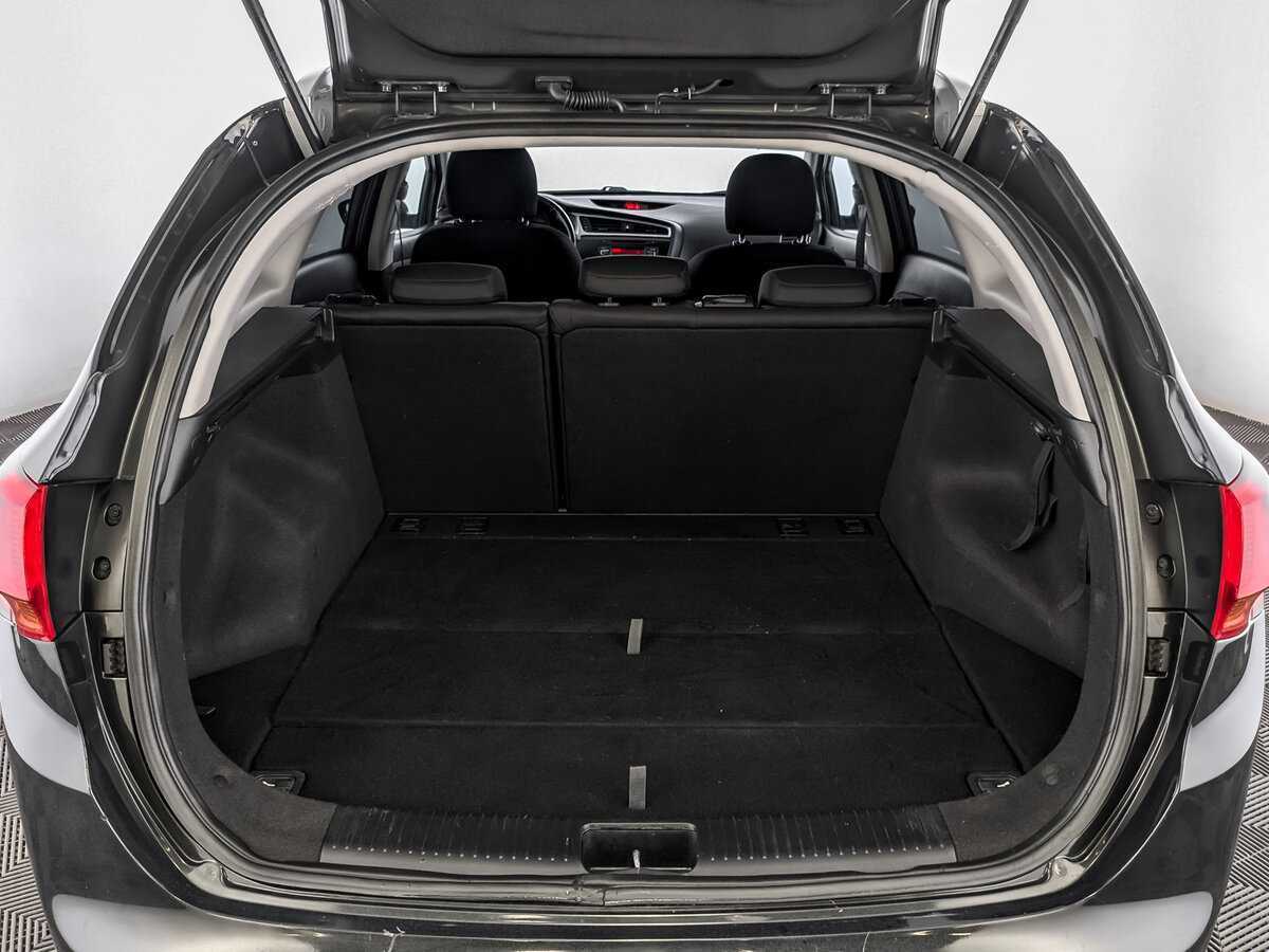 Kia Ceed с пробегом — 2017 год. Фото: #9