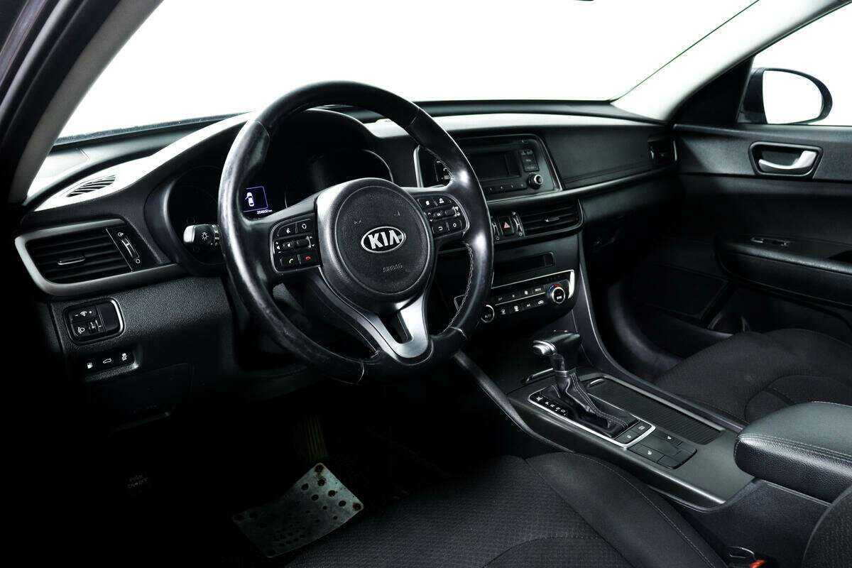 Kia Optima с пробегом — 2017 год. Фото: #10
