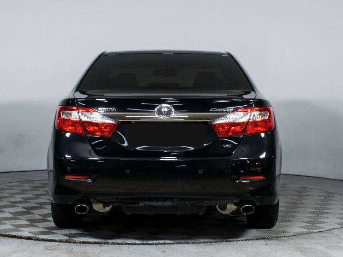 Toyota Camry с пробегом — 2012 год. Фото: #5