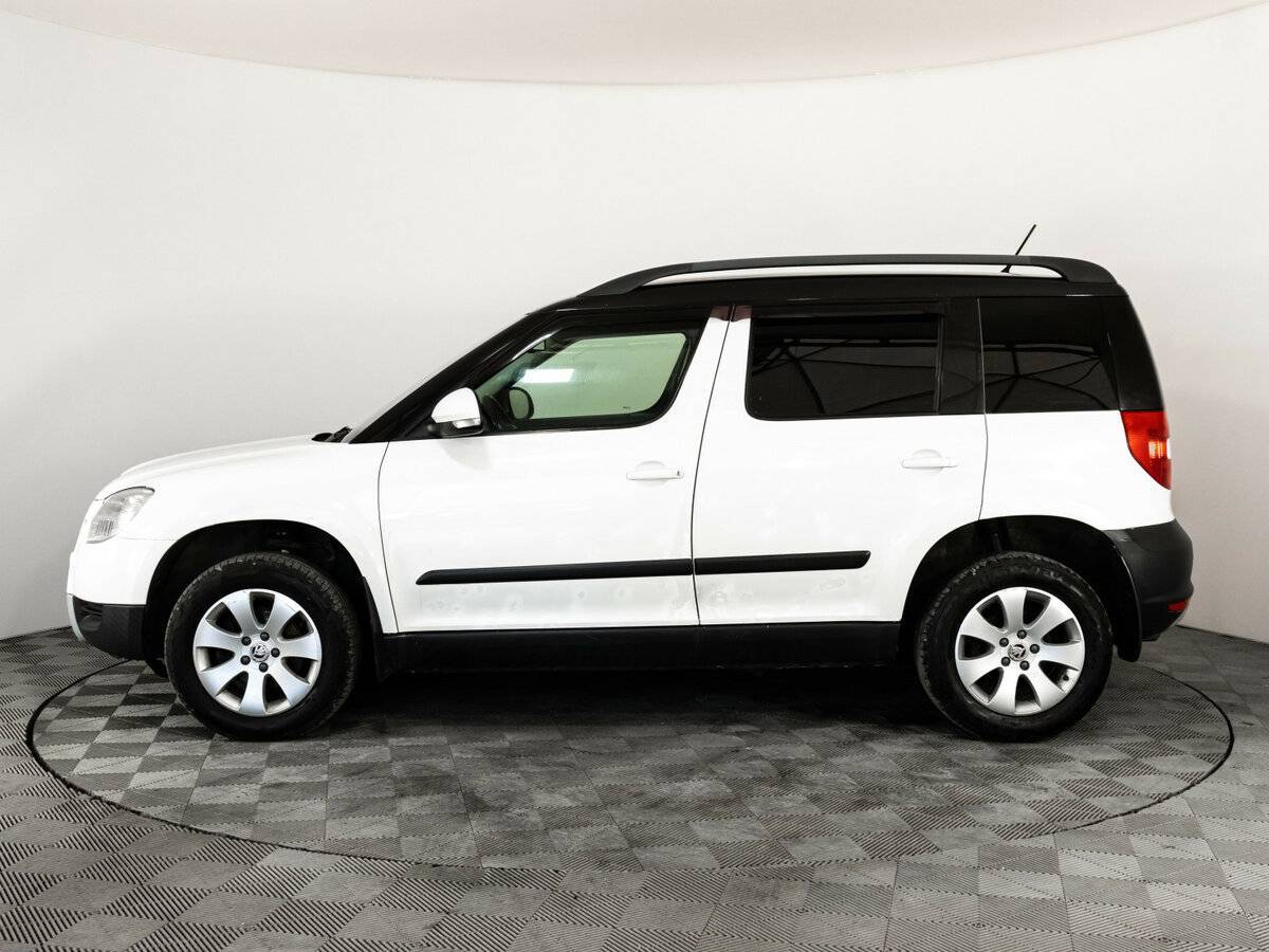 Skoda Yeti с пробегом — 2012 год. Фото: #6