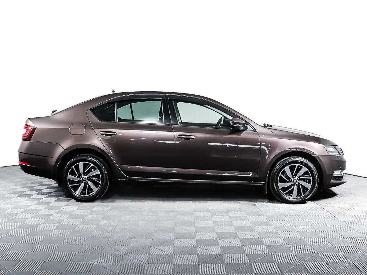Skoda Octavia с пробегом — 2018 год. Фото: #3
